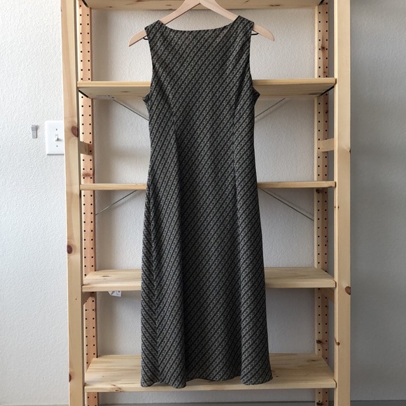 SOLD 🙌🏼 Ann Taylor LOFT Petite Shift Dress Sz 10P - Picture 2 of 4